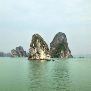 Bai Tu Long Bay